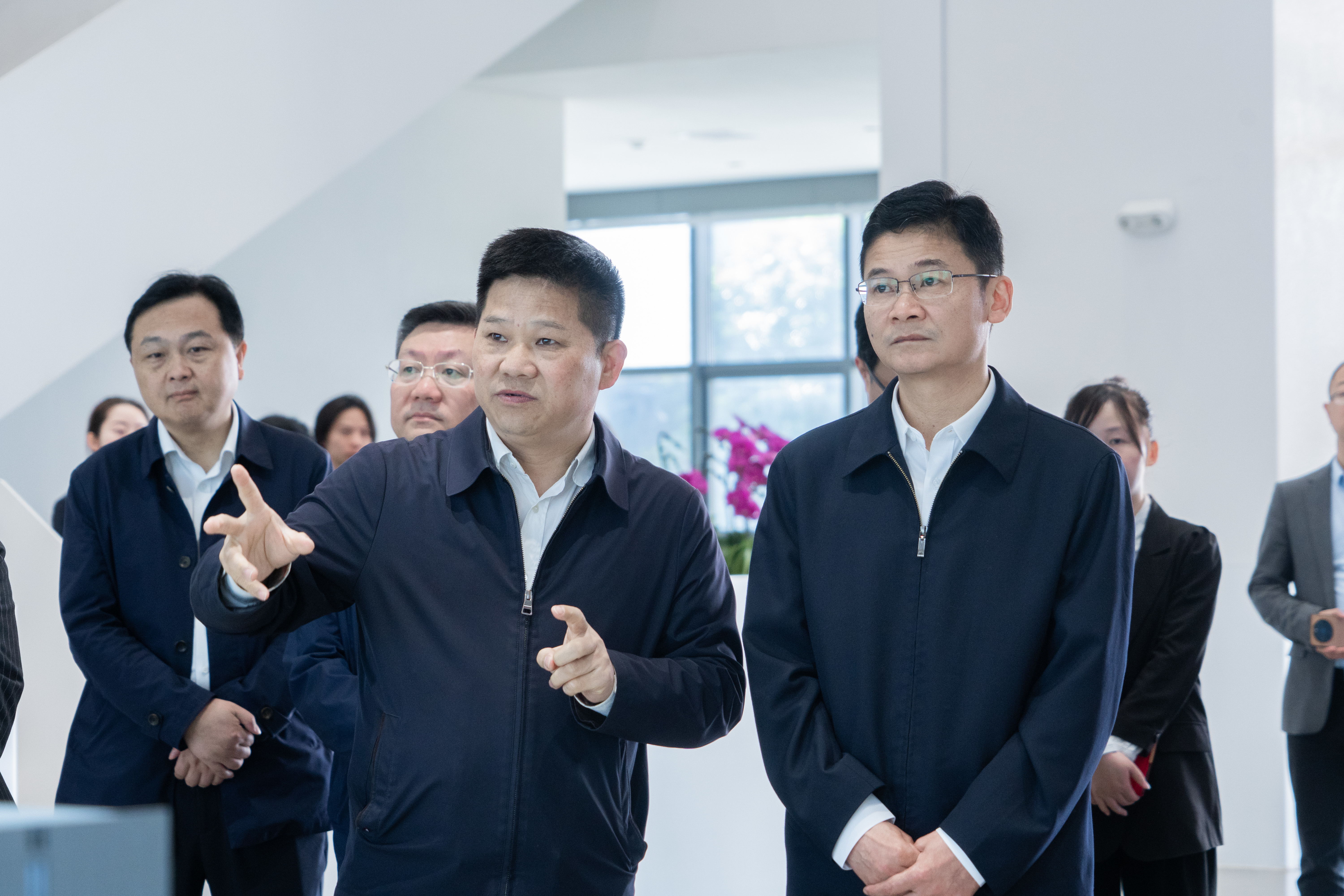 湖南省副省长曹志强一行莅临J9国际站官方网站-J9集团走访调研